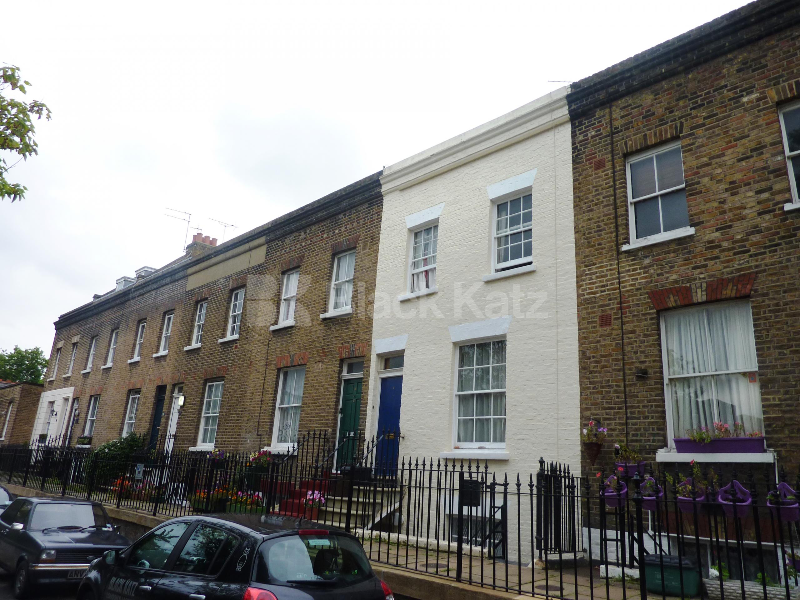 			NEAR PRIMROSE HILL!, 2 Bedroom, 1 bath, 1 reception Flat			 Manley Street, PRIMROSE HILL NW1